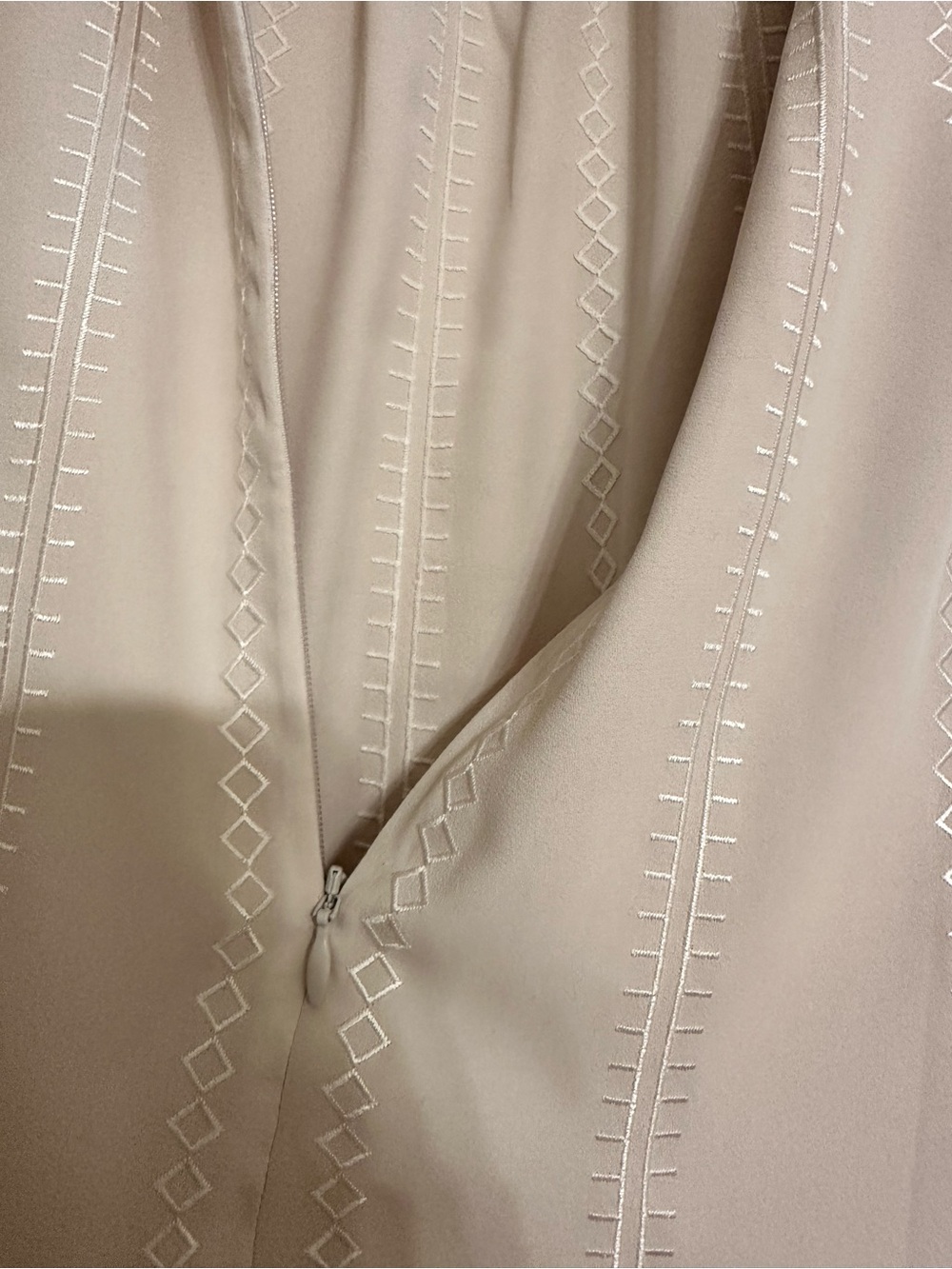 WHBM Contrast Stitch Oat Sleeveless Top Blouse 6 NWT - Picture 6 of 8